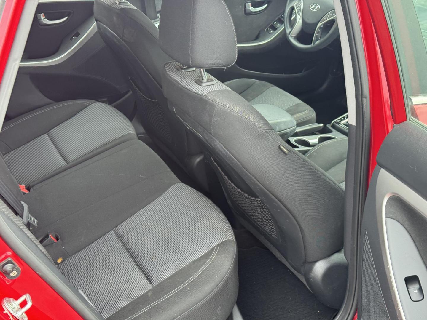 2015 Red Hyundai Elantra GT (KMHD35LH4FU) with an 4-Cyl, 2.0 Liter engine, Auto, 6-Spd w/Shiftronic transmission, located at 8008 Warden Rd, Sherwood, AR, 72120, (501) 801-6100, 34.830078, -92.186684 - Photo#9