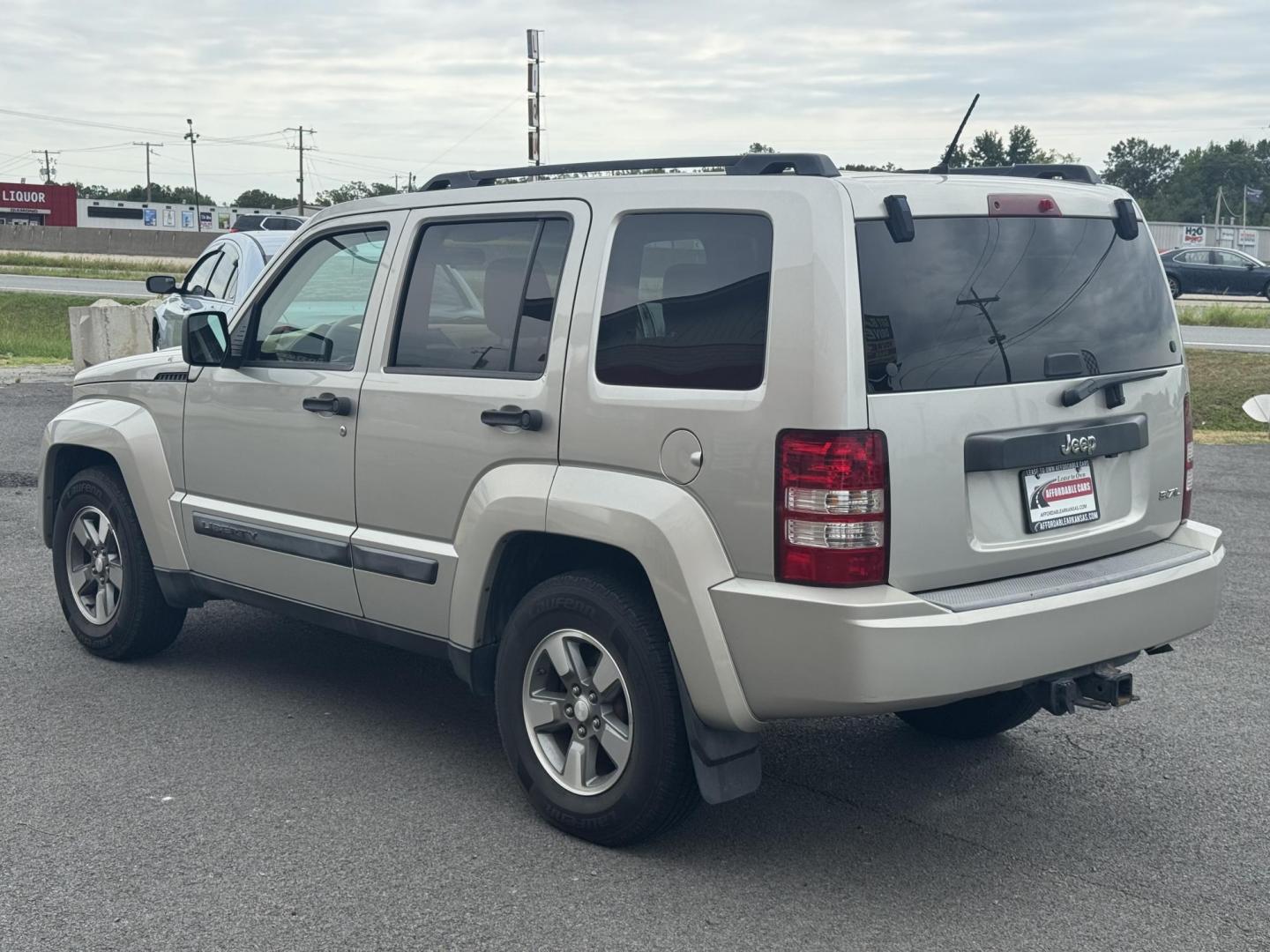 2008 Tan Jeep Liberty (1J8GP28K78W) with an V6, 3.7 Liter engine, Automatic, 4-Spd w/Overdrive transmission, located at 8008 Warden Rd, Sherwood, AR, 72120, (501) 801-6100, 34.830078, -92.186684 - Photo#5