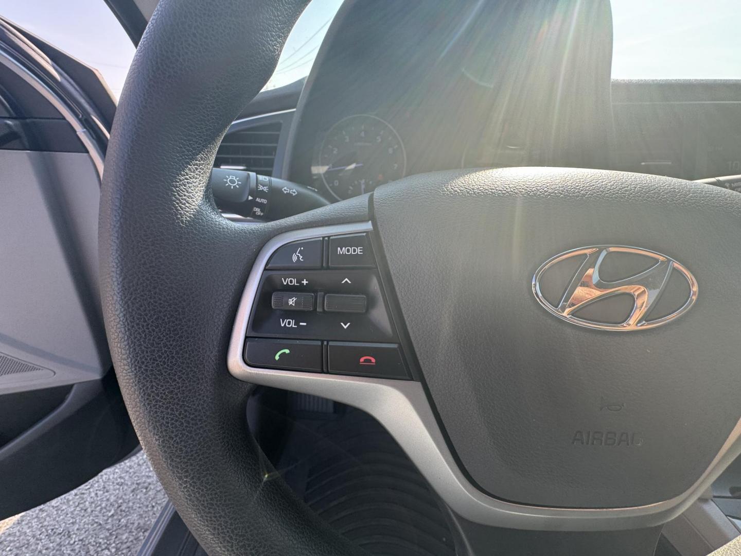 2017 Silver Hyundai Elantra (5NPD84LF3HH) with an 4-Cyl, 2.0 Liter engine, Auto, 6-Spd Shiftronic transmission, located at 8008 Warden Rd, Sherwood, AR, 72120, (501) 801-6100, 34.830078, -92.186684 - Photo#13