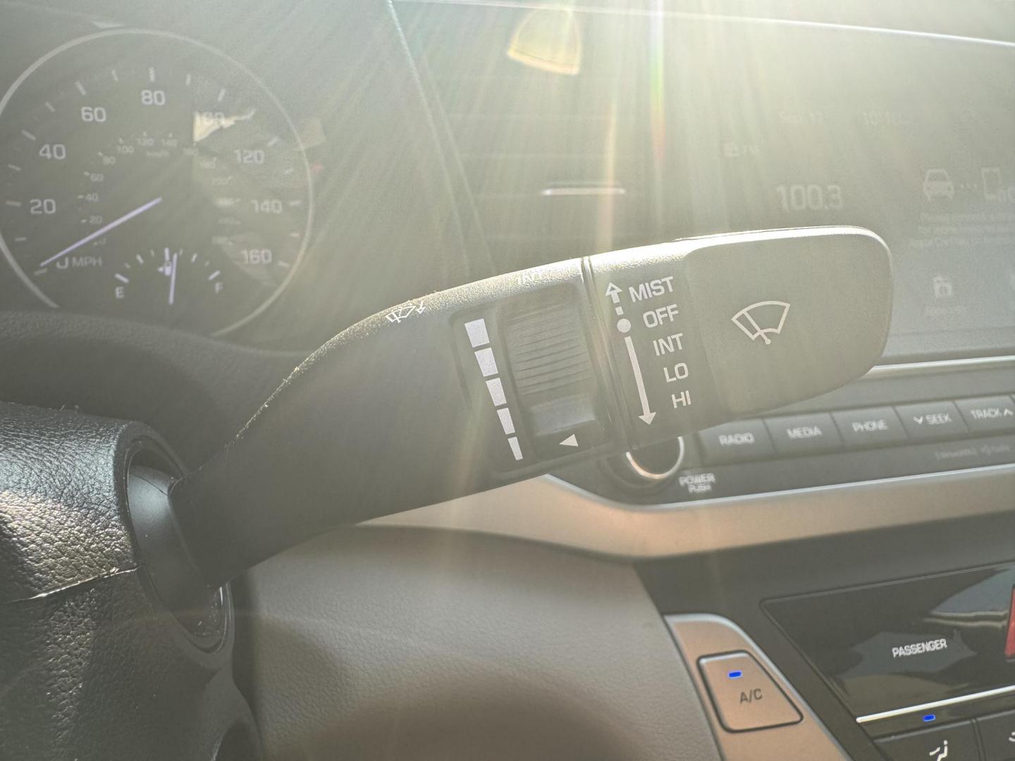 2017 Silver Hyundai Elantra (5NPD84LF3HH) with an 4-Cyl, 2.0 Liter engine, Auto, 6-Spd Shiftronic transmission, located at 8008 Warden Rd, Sherwood, AR, 72120, (501) 801-6100, 34.830078, -92.186684 - Photo#15