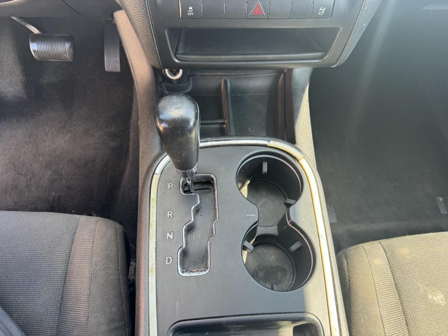 2013 Gray Dodge Durango (1C4RDHAG6DC) with an V6, 3.6 Liter engine, Auto, 5-Spd w/OD transmission, located at 8008 Warden Rd, Sherwood, AR, 72120, (501) 801-6100, 34.830078, -92.186684 - Photo#15