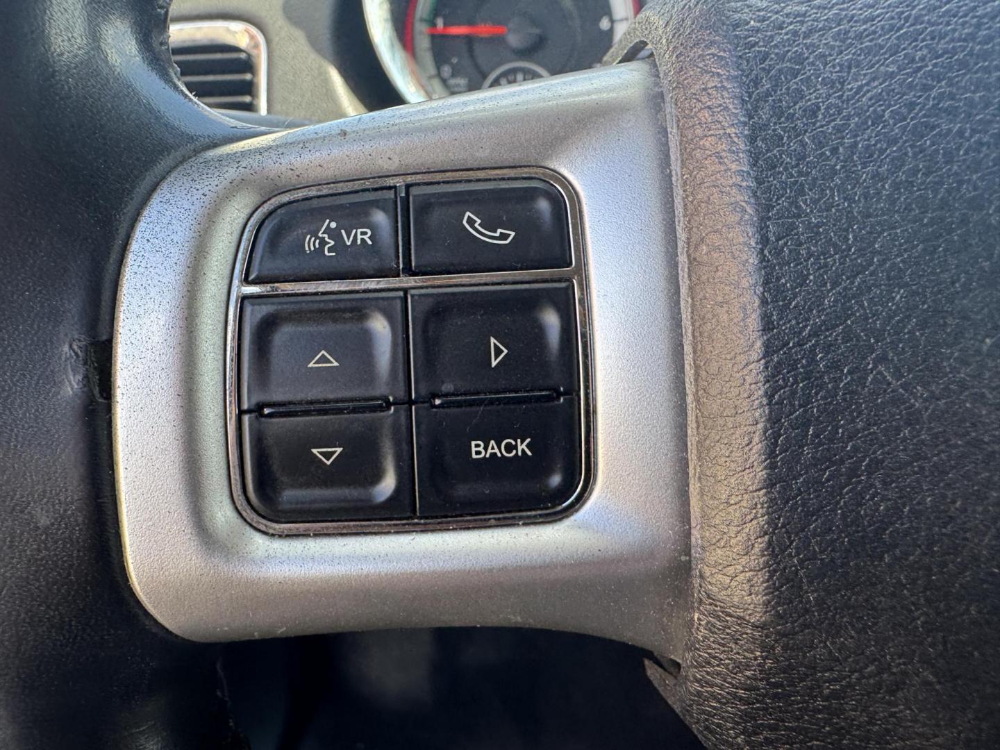 2013 Gray Dodge Durango (1C4RDHAG6DC) with an V6, 3.6 Liter engine, Auto, 5-Spd w/OD transmission, located at 8008 Warden Rd, Sherwood, AR, 72120, (501) 801-6100, 34.830078, -92.186684 - Photo#17