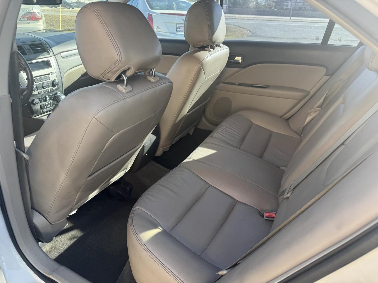 2012 White Ford Fusion (3FAHP0JG5CR) with an 4-Cyl, 2.5 Liter engine, Automatic, 6-Spd w/SelectShift transmission, located at 8008 Warden Rd, Sherwood, AR, 72120, (501) 801-6100, 34.830078, -92.186684 - Photo#11