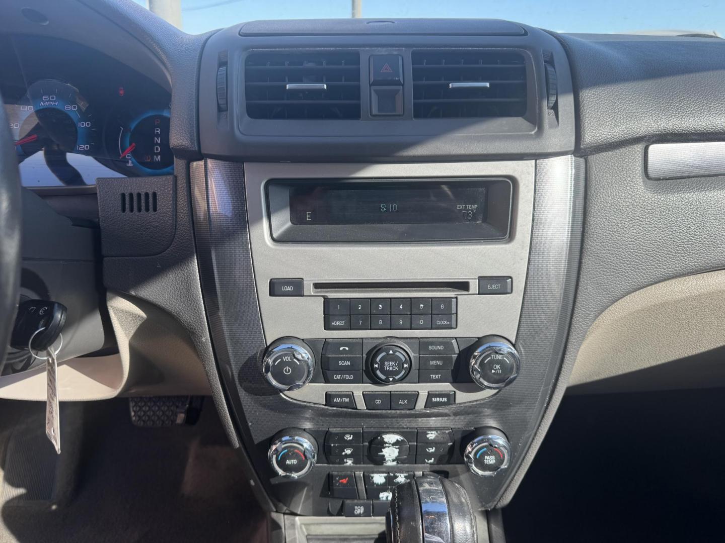 2012 White Ford Fusion (3FAHP0JG5CR) with an 4-Cyl, 2.5 Liter engine, Automatic, 6-Spd w/SelectShift transmission, located at 8008 Warden Rd, Sherwood, AR, 72120, (501) 801-6100, 34.830078, -92.186684 - Photo#14