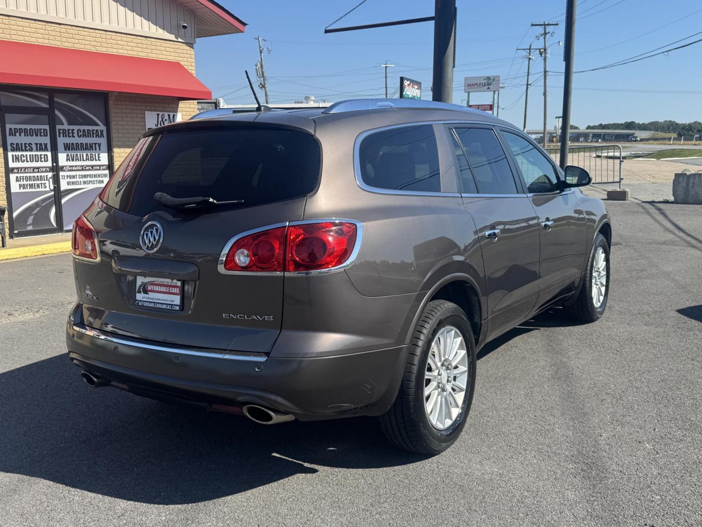2012 Brown Buick Enclave (5GAKRCED9CJ) with an V6, 3.6 Liter engine, Auto, 6-Spd Overdrive transmission, located at 8008 Warden Rd, Sherwood, AR, 72120, (501) 801-6100, 34.830078, -92.186684 - Photo#7