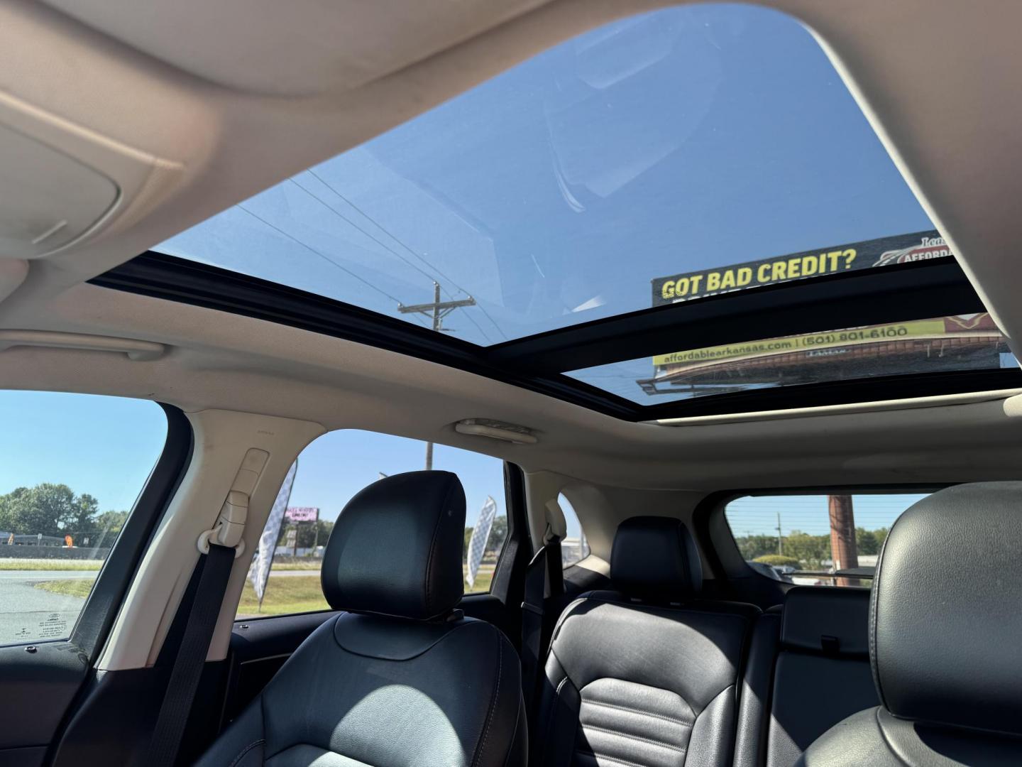 2016 White Ford Edge (2FMPK3J94GB) with an 4-Cyl EcoBoost 2.0L engine, Auto, 6-Spd SelShft transmission, located at 8008 Warden Rd, Sherwood, AR, 72120, (501) 801-6100, 34.830078, -92.186684 - Photo#22