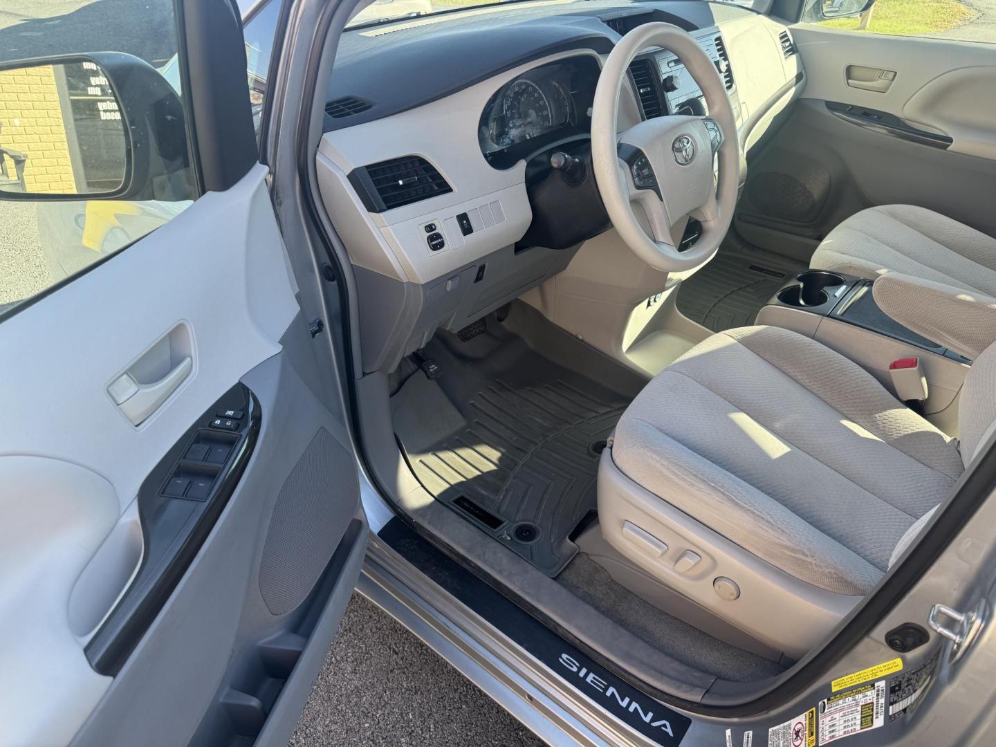 2014 Blue Toyota Sienna (5TDKK3DC0ES) with an V6, 3.5 Liter engine, Automatic, 6-Spd transmission, located at 8008 Warden Rd, Sherwood, AR, 72120, (501) 801-6100, 34.830078, -92.186684 - Photo#12