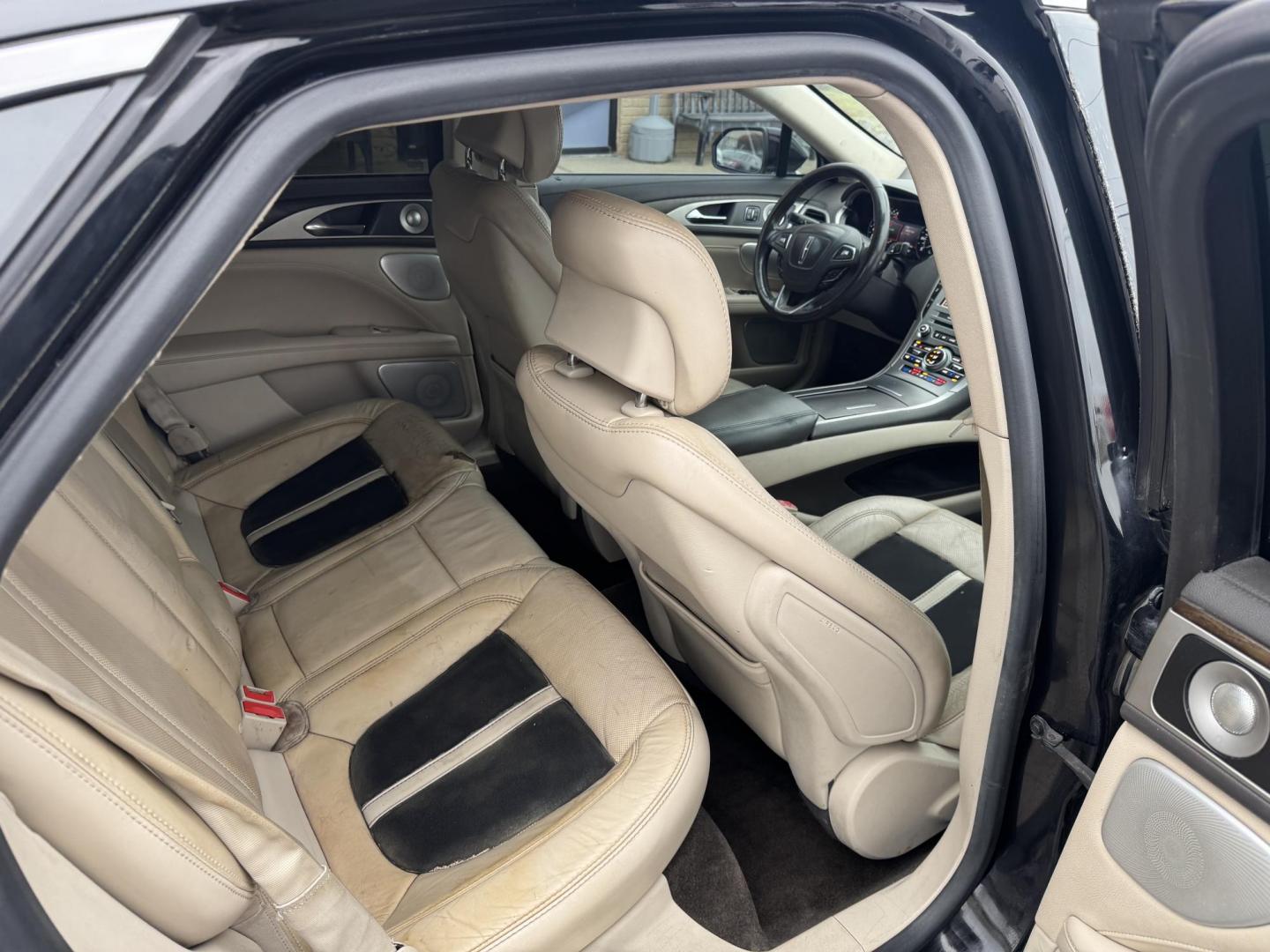 2017 Black Lincoln MKZ (3LN6L5E93HR) with an 4-Cyl, EcoBoost, 2.0L engine, Auto, 6-Spd SelectShift transmission, located at 8008 Warden Rd, Sherwood, AR, 72120, (501) 801-6100, 34.830078, -92.186684 - Photo#9