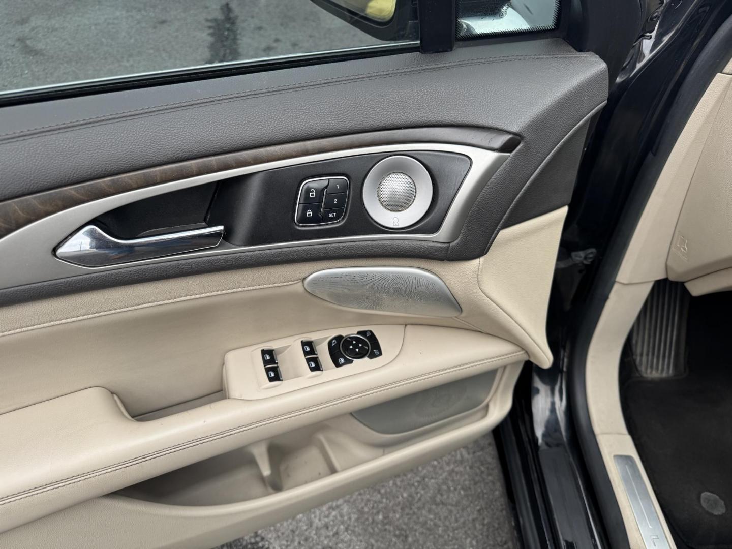 2017 Black Lincoln MKZ (3LN6L5E93HR) with an 4-Cyl, EcoBoost, 2.0L engine, Auto, 6-Spd SelectShift transmission, located at 8008 Warden Rd, Sherwood, AR, 72120, (501) 801-6100, 34.830078, -92.186684 - Photo#11