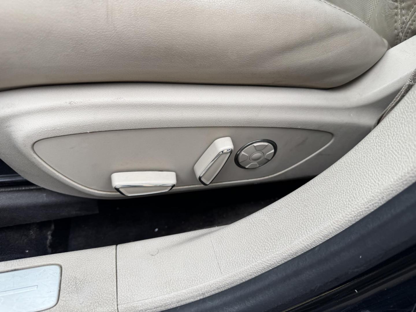 2017 Black Lincoln MKZ (3LN6L5E93HR) with an 4-Cyl, EcoBoost, 2.0L engine, Auto, 6-Spd SelectShift transmission, located at 8008 Warden Rd, Sherwood, AR, 72120, (501) 801-6100, 34.830078, -92.186684 - Photo#12