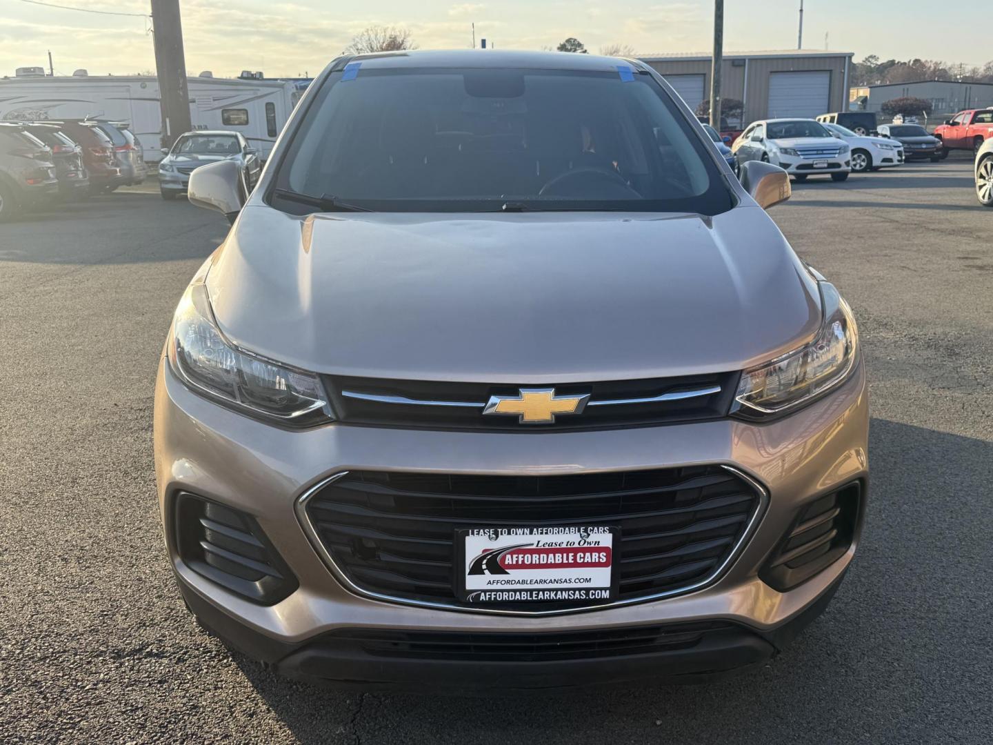 2018 Brown Chevrolet Trax (3GNCJKSB4JL) with an 4-Cyl, ECOTEC Turbo, 1.4L engine, Automatic, 6-Spd transmission, located at 8008 Warden Rd, Sherwood, AR, 72120, (501) 801-6100, 34.830078, -92.186684 - Photo#2