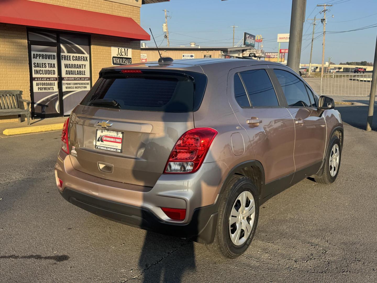 2018 Brown Chevrolet Trax (3GNCJKSB4JL) with an 4-Cyl, ECOTEC Turbo, 1.4L engine, Automatic, 6-Spd transmission, located at 8008 Warden Rd, Sherwood, AR, 72120, (501) 801-6100, 34.830078, -92.186684 - Photo#7