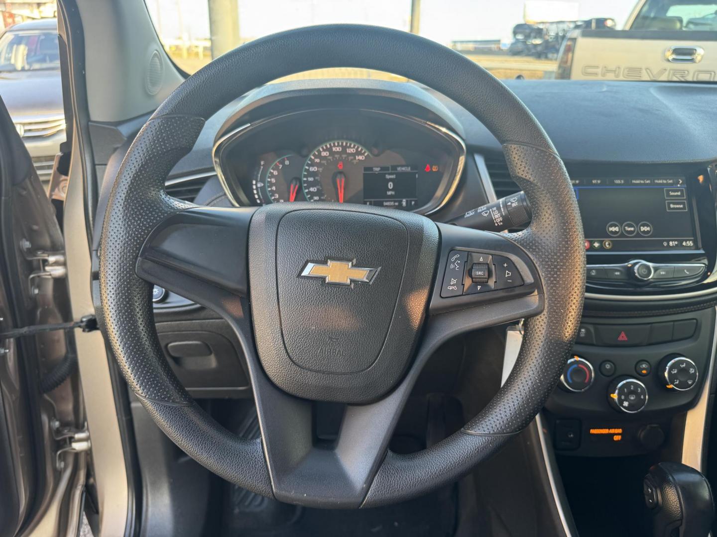 2018 Brown Chevrolet Trax (3GNCJKSB4JL) with an 4-Cyl, ECOTEC Turbo, 1.4L engine, Automatic, 6-Spd transmission, located at 8008 Warden Rd, Sherwood, AR, 72120, (501) 801-6100, 34.830078, -92.186684 - Photo#13