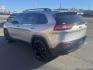 2018 Silver Jeep Cherokee (1C4PJLCB7JD) with an 4-Cyl, 2.4 Liter engine, Automatic, 9-Spd transmission, located at 8008 Warden Rd, Sherwood, AR, 72120, (501) 801-6100, 34.830078, -92.186684 - Photo#5