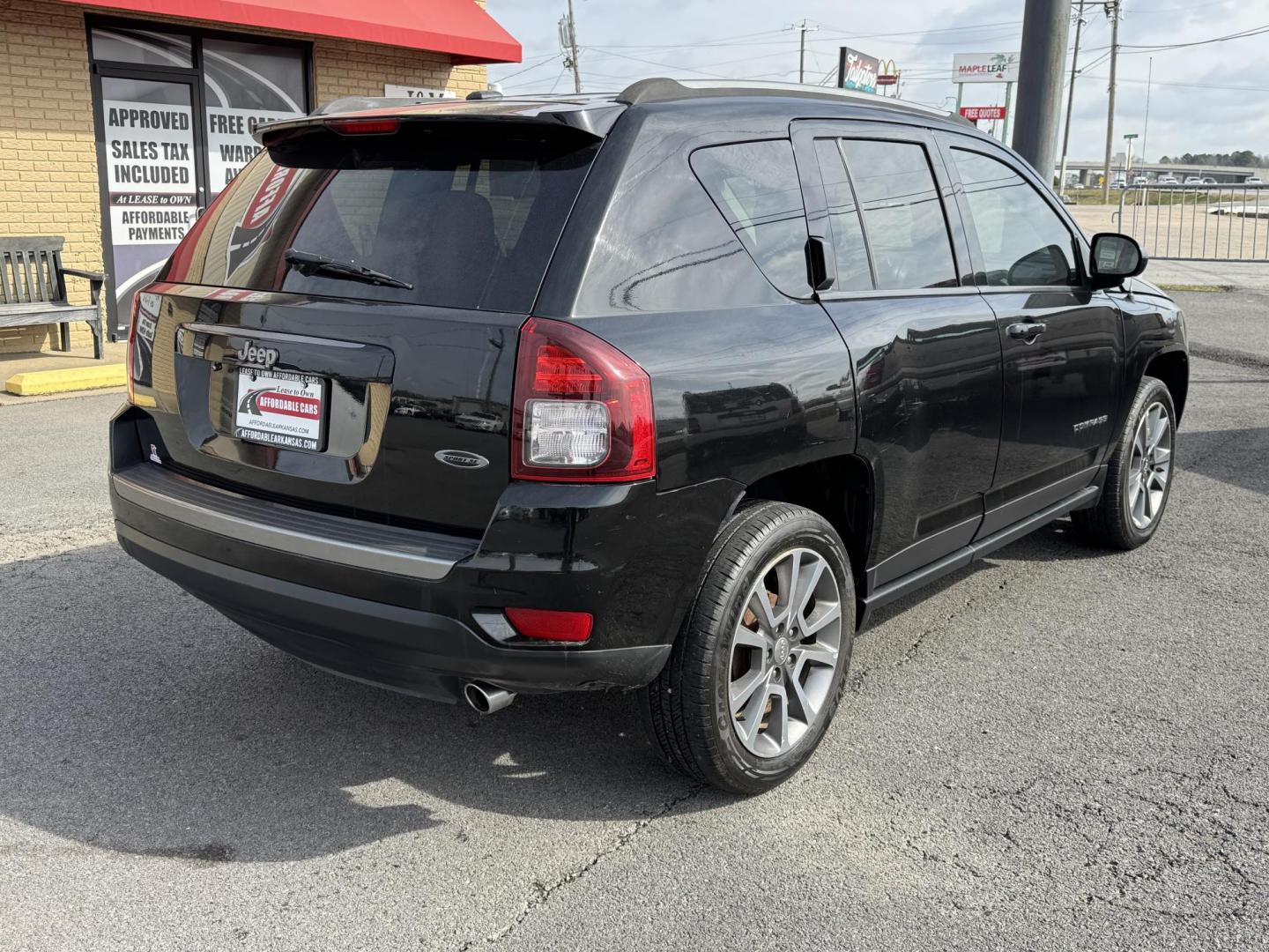 2016 Black Jeep Compass (1C4NJCBA7GD) with an 4-Cyl, 2.4 Liter engine, Auto, 6-Spd AutoStick transmission, located at 8008 Warden Rd, Sherwood, AR, 72120, (501) 801-6100, 34.830078, -92.186684 - Photo#7
