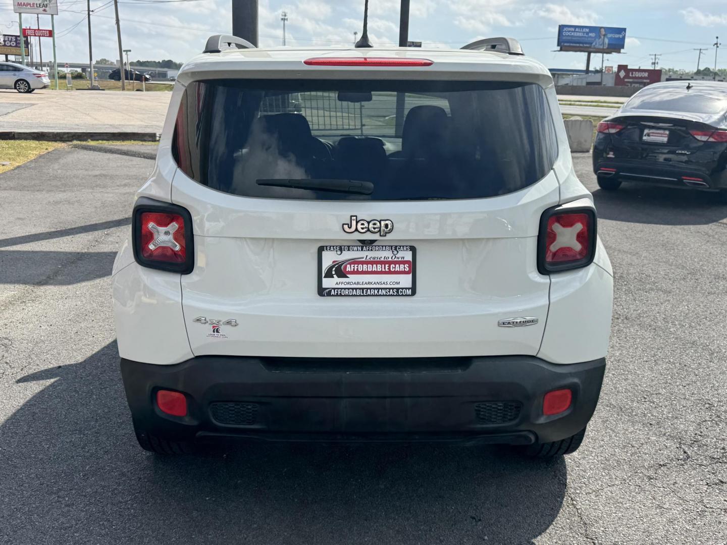 2016 White Jeep Renegade (ZACCJBBT2GP) with an 4-Cyl, MultiAir, 2.4L engine, Automatic, 9-Spd transmission, located at 8008 Warden Rd, Sherwood, AR, 72120, (501) 801-6100, 34.830078, -92.186684 - Photo#6