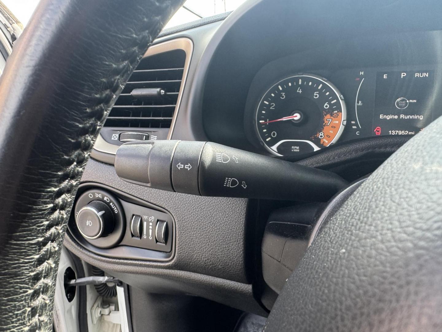 2016 White Jeep Renegade (ZACCJBBT2GP) with an 4-Cyl, MultiAir, 2.4L engine, Automatic, 9-Spd transmission, located at 8008 Warden Rd, Sherwood, AR, 72120, (501) 801-6100, 34.830078, -92.186684 - Photo#21