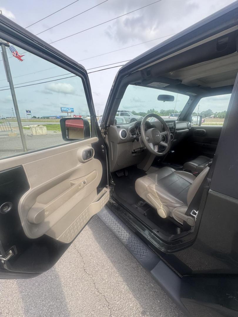 2010 Green Jeep Wrangler (1J4AA5D17AL) with an V6, 3.8 Liter engine, Automatic, 4-Spd w/Overdrive transmission, located at 8008 Warden Rd, Sherwood, AR, 72120, (501) 801-6100, 34.830078, -92.186684- Photo#5